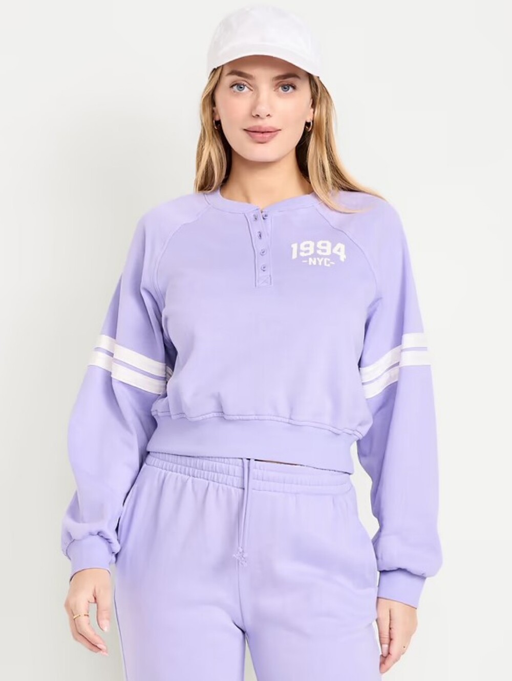 ✨️ NWT ✨️ | Lavender Henley Sweatshirt With Graphic | Size Small